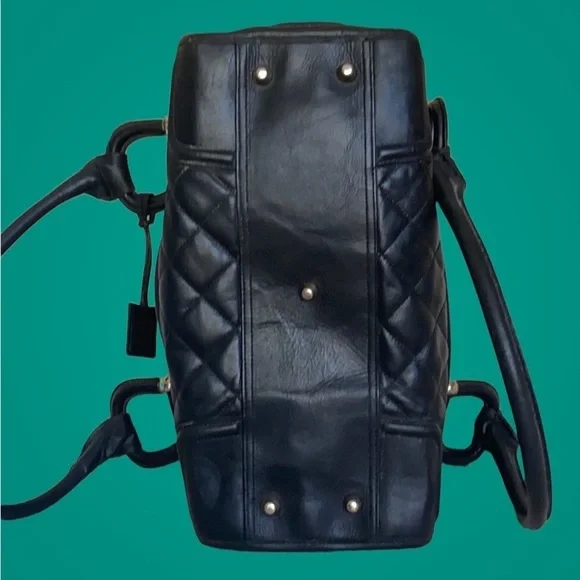 XL Burberry Manor Bag - Picture 6 of 14